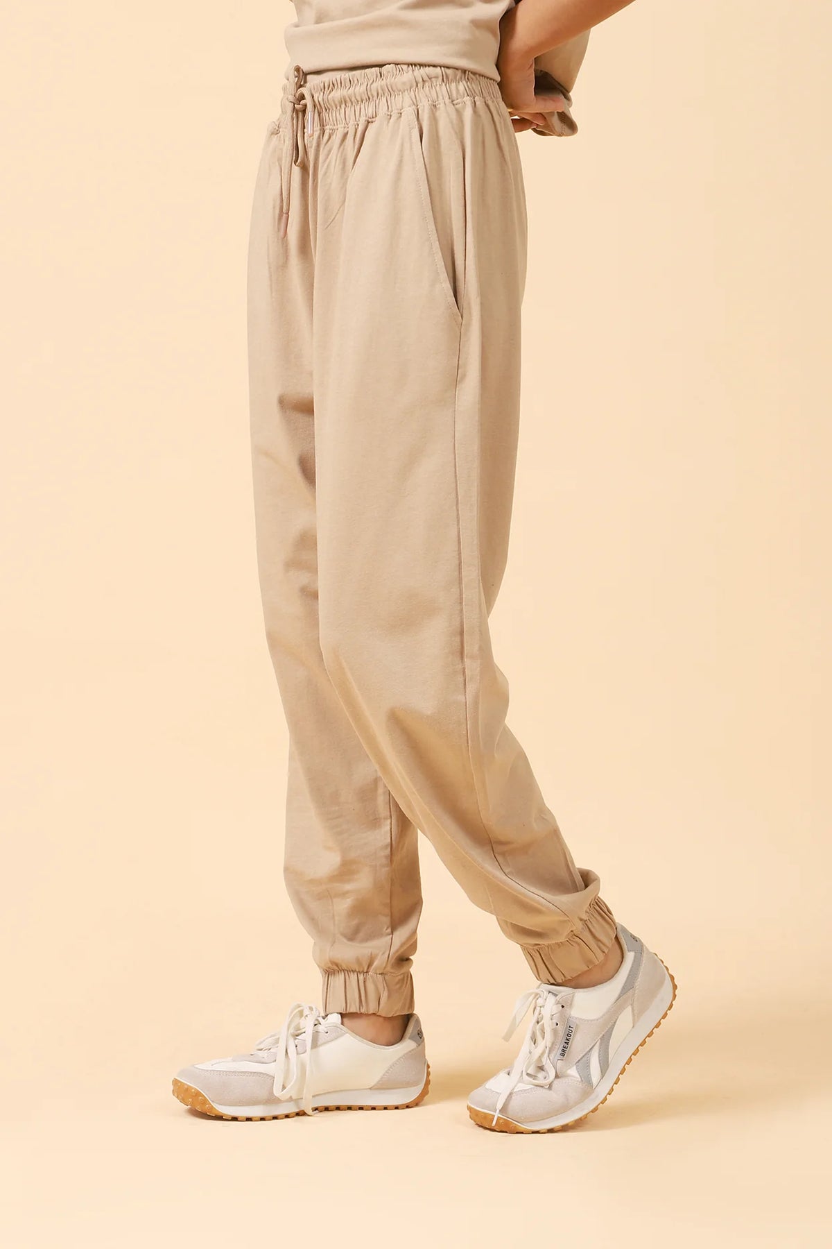 BASIC JOGGER PANTS