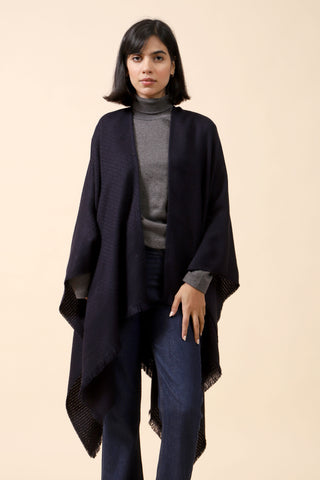 PATTERNED SHAWL