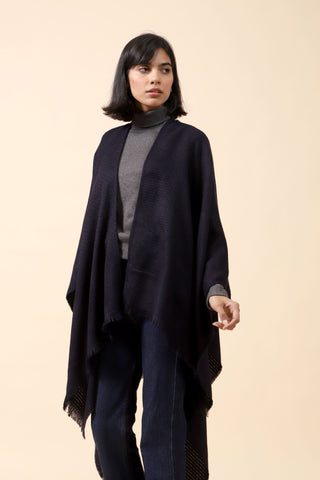 PATTERNED SHAWL