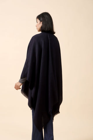 PATTERNED SHAWL